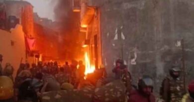 Haldwani Violence:  राज्य मशीनरी को हतोत्साहित करने के लिए जमकर किया गया पथराव, कानून हाथ में लेने वालो पर लगेगी रासुका- Cm