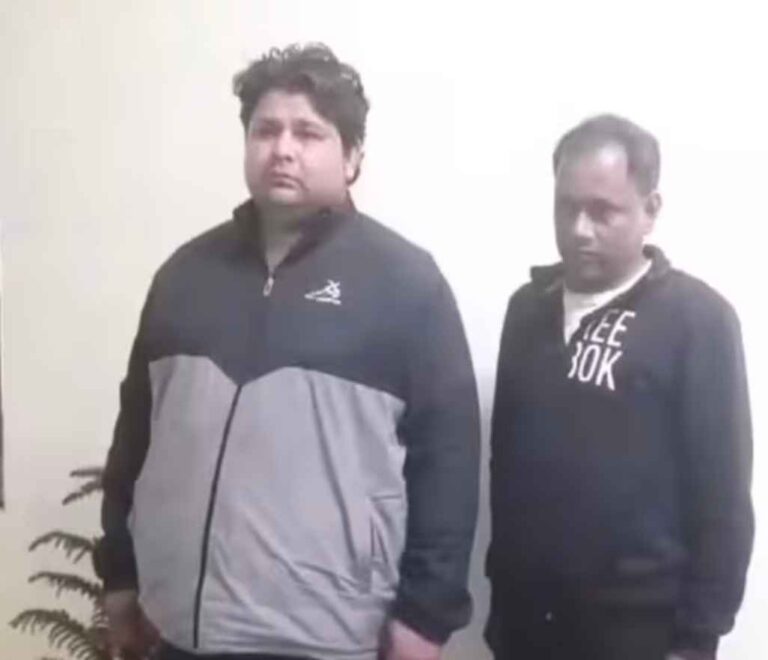 Jhansi News: कांस्टेबल भर्ती पेपर लीक कांड में 8 से 10 लाख में हुई डील, यूपी Stf ने किया गिरफ्तार