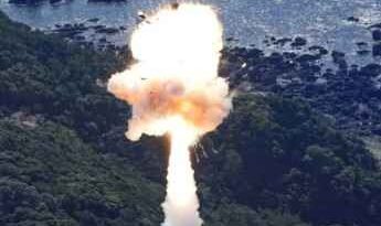 अंतरिक्ष दौड़ में शामिल होने के Japan के प्रयासों को झटका, प्रक्षेपण के तुरंत बाद फट गया देश का पहला रॉकेट ‘कैरोस’ 