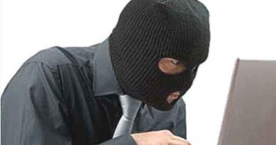 Mathura: छाता डाकघर में करोड़ों का टिकट घोटाला! पांच माह से लटक रही जांच, जनता का टूटा भरोसा