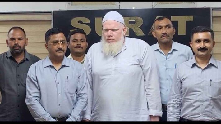 Surat: हिंदू संगठन के नेता Nupur Sharma की हत्या की योजना बनाने के आरोप में  मौलवी गिरफ्तार