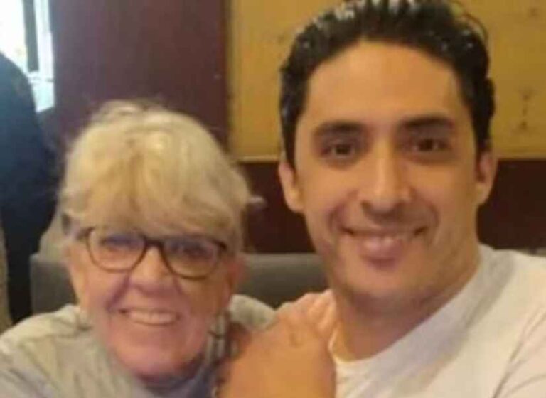 Modern Society में नैतिकता और धोखाधड़ी: 46 साल छोटे शख्स से फेसबुक पर प्यार कर बैठी थीं दादी Modern Society में नैतिकता और धोखाधड़ी: 46 साल छोटे शख्स से फेसबुक पर प्यार कर बैठी थीं दादी