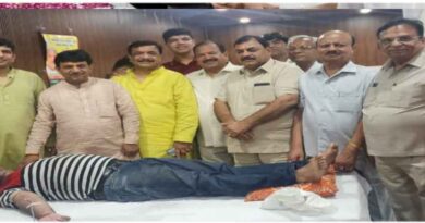 Muzaffarnagar News: स्व. नेकीराम की पुण्यतिथि पर पश्चिमी उत्तर प्रदेश संयुक्त उद्योग व्यापार मंडल ने लगाया रक्तदान शिविर