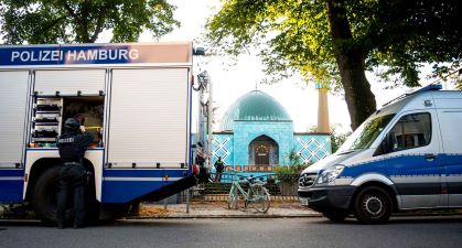 कट्टरपंथी Islamic Centre Hamburg और उसे जुड़ी संस्थाओं पर प्रतिबंध कट्टरपंथी Islamic Centre Hamburg और उसे जुड़ी संस्थाओं पर प्रतिबंध