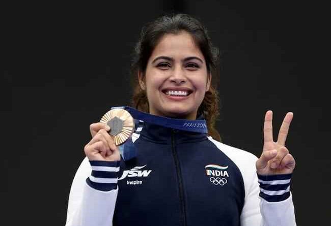 Paris Olympics 2024: 10 मीटर एयर पिस्टल निशानेबाजी स्पर्धा में कांस्य पदक जीतकर इतिहास रच दिया Manu Bhaker ने