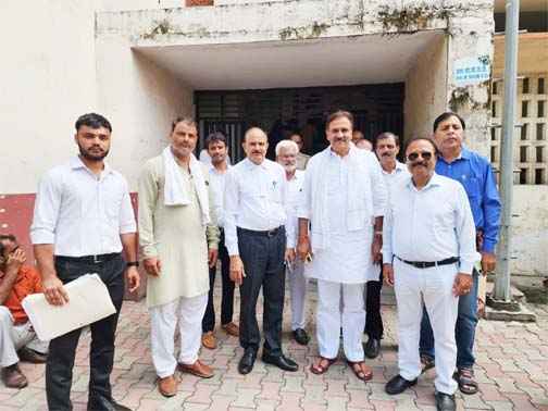 Muzaffarnagar- नंगला मंदौड मे हुई पंचायत के मामले मे पूर्व भाजपा विधायक उमेश मलिक कोर्ट मे पेश