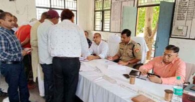 Muzaffarnagar एसएसपी और सीडीओ ने सम्पूर्ण समाधान दिवस में सुनी समस्याएं