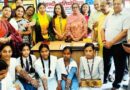 Muzaffarnagar News-मेंहदी प्रतियोगिता का आयोजन वैदिक पुत्री पाठशाला इण्टर कालिज में