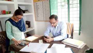 Muzaffarnagar News: परिषदीय विद्यालयों का किया औचक निरीक्षण, कमियां पाई गई