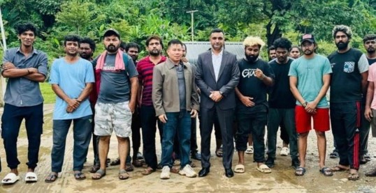 Laos भारतीयों को बंधक बना Cybercrime का बड़ा खुलासा: 47 नागरिकों की सुरक्षित वापसी Laos भारतीयों को बंधक बना Cybercrime का बड़ा खुलासा: 47 नागरिकों की सुरक्षित वापसी