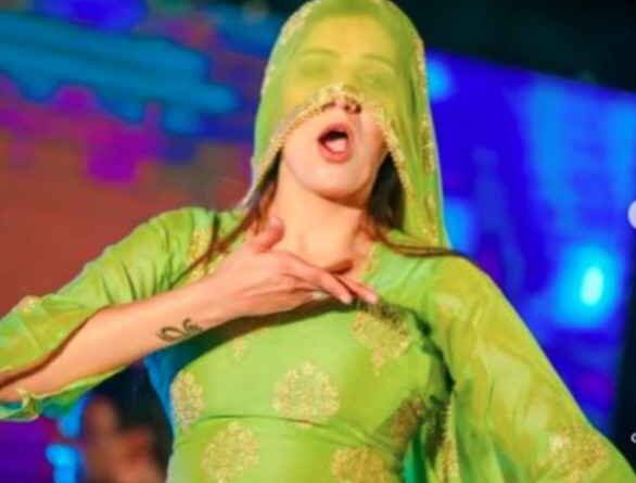 मेहनत और लगन ने सफलता की ऊंचाइयों तक पहुंचा दिया Sapna Choudhary को? मेहनत और लगन ने सफलता की ऊंचाइयों तक पहुंचा दिया Sapna Choudhary को?