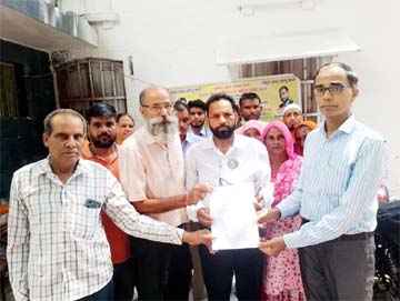 Muzaffarnagar News: चिट फंड कंपनियों में डूबी रकम वापस दिलाने की गुहार