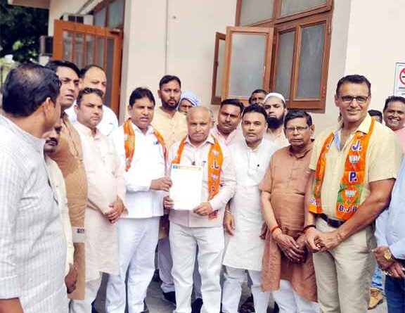 राहुल गांधी के विवादित बयान पर बवाल: Muzaffarnagar Bjp पिछड़ा मोर्चा का विरोध प्रदर्शन