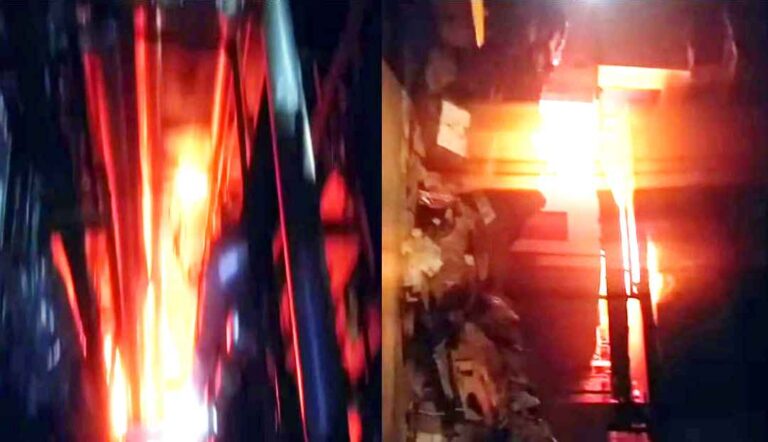 Muzaffarnagar की अरिस्टो क्राफ्ट पेपर मिल में आग लगने से बड़ा हादसा