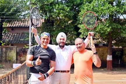 मुजफ्फरनगर के टेनिस स्टार विजय वर्मा ने Moradabad Mt-200 मास्टर टूर्नामेंट में जीता खिताब