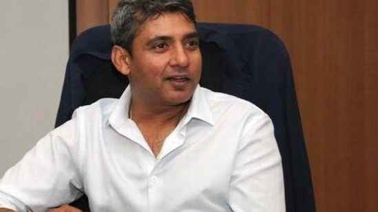 क्रिकेटर से रॉयल्टी तक: Ajay Jadeja बने नवानगर के नए जाम साहब