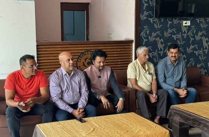 Muzaffarnagar में इंटरनेशनल टेनिस की धूम: डॉ. सुरेंद्र प्रकाश मेमोरियल टूर्नामेंट में दुनियाभर के खिलाड़ी Muzaffarnagar में इंटरनेशनल टेनिस की धूम: डॉ. सुरेंद्र प्रकाश मेमोरियल टूर्नामेंट में दुनियाभर के खिलाड़ी