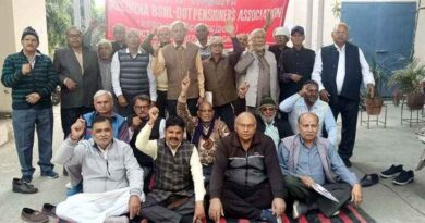 Muzaffarnagar में बीएसएनएल रिटायर्ड कर्मचारियों का बड़ा प्रदर्शन, पेंशन रिवीजन की उठाई मांग