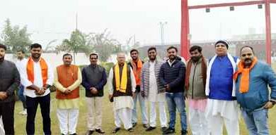 Muzaffarnagar विश्व हिन्दू परिषद की बैठक में केंद्रीय मंत्री दिनेश ने कार्यकर्ताओं को किया जागरूक, आगामी योजनाओं पर चर्चा