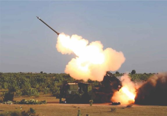 Drdo ने गाइडेड पिनाका हथियार प्रणाली का सफल उड़ान परीक्षण किया: भारतीय सेना की शक्ति को और बढ़ाएगा