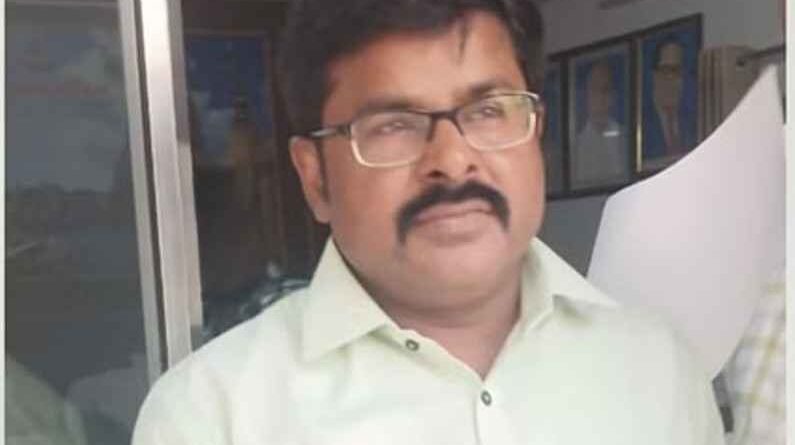 Varanasi में एंटी करप्शन टीम की बड़ी कार्रवाई: 5000 रुपये घूस लेते रंगे हाथ पकड़ा गया विकास प्राधिकरण का बाबू