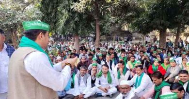 Muzaffarnagar में किसान यूनियन का जोरदार विरोध प्रदर्शन, पुलिस की मिलीभगत और अपराध पर सवाल