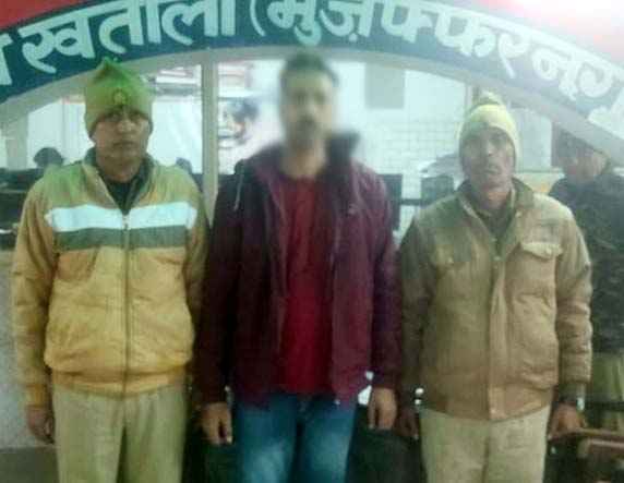 चार साल से फरार 10,000 रुपये का इनामी अपराधी गिरफ्तार: Khatauli Muzaffarnagar पुलिस का बड़ा ऑपरेशन