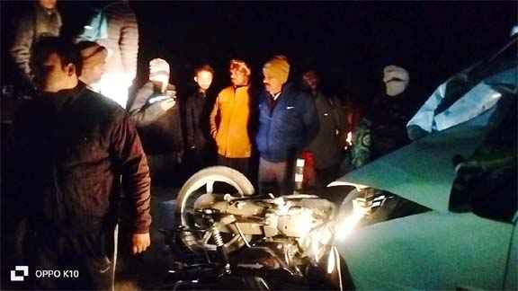 Muzaffarnagar: दर्दनाक सड़क हादसे में मां-बेटे की मौत, तीन घायल, परिवार में मचा कोहराम