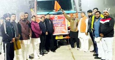 महाकुंभ में विश्व हिंदू परिषद Muzaffarnagar का ऐतिहासिक योगदान, 100 कुंटल गुड़ भेजकर एक नई मिसाल कायम