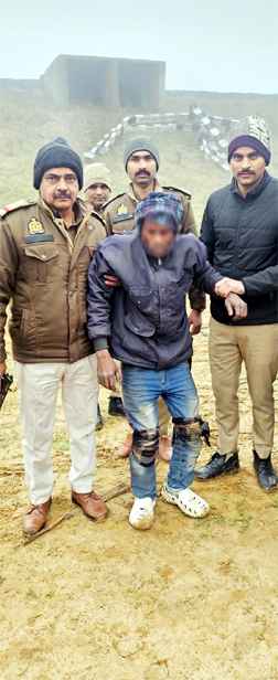 Muzaffarnagar News: 6 वर्ष की बच्ची के साथ दुष्कर्म व हत्या के मामले का 14 घंटे मे खुलासा Muzaffarnagar News: 6 वर्ष की बच्ची के साथ दुष्कर्म व हत्या के मामले का 14 घंटे मे खुलासा