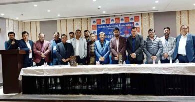 Muzaffarnagar में इंडियन इंडस्ट्रीज एसोसिएशन की जनरल ब्रेकफास्ट मीटिंग, श्रम विभाग और कर्मचारी राज्य बीमा योजना पर हुई महत्वपूर्ण चर्चा