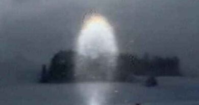 Sun Candle Phenomenon: एलियन का प्रवेश द्वार या दुर्लभ प्राकृतिक घटना? ऑस्ट्रिया के पहाड़ों में दिखी रहस्यमयी रोशनी!