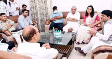 Muzaffarnagar में विकास की नई इबारत: मंत्री कपिल देव अग्रवाल ने शहरी विकास योजनाओं की समीक्षा की, जनता को दिए बड़े वादे