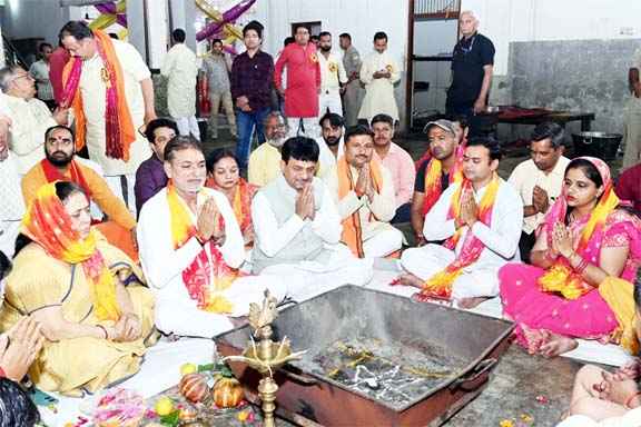 Muzaffarnagar में भगवान परशुराम जयंती पर बही श्रद्धा की गंगा, मंत्री कपिल देव अग्रवाल और हजारों भक्तों ने किया भव्य आयोजन