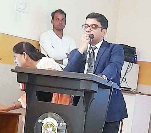 Muzaffarnagar News: अक्षय तृतीया पर बाल विवाह के खिलाफ गरजा कानून का डंडा! एडीजे रितिश सचदेवा ने दिलाई बेटियों को हिम्मत की शपथ