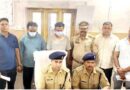 Muzaffarnagar में वाहन चोर गैंग का पर्दाफाश: पुलिस के शिकंजे में आरिफ-मोहसिन, चार लग्जरी गाड़ियां और असलहे बरामद