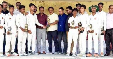 Muzaffarnagar के चौधरी चरण सिंह स्पोर्ट्स स्टेडियम में रोमांचक अंडर-19 क्रिकेट फाइनल, वैभव त्यागी बने मैन ऑफ द मैच