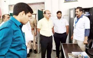 पाकिस्तान पर अटैक के बाद Muzaffarnagar प्रशासन अलर्ट मोड में, Dm उमेश मिश्रा ने संभाली कमान