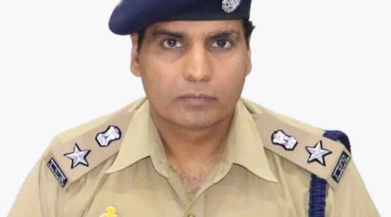 Muzaffarnagar Police में ‘बड़ी सर्जरी’: रिश्वत के आरोप में चौकी इंचार्ज और कांस्टेबल सस्पेंड, जीरो टॉलरेंस का सायरन फिर बजा