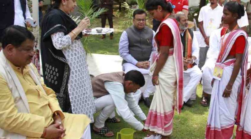 भगवान बिरसा मुंडा के गांव उलिहातू से दिल्ली तक: आदिवासी समाज के कल्याण में Modi Government की बड़ी पहल, सेठ और उरांव का ऐतिहासिक कदम