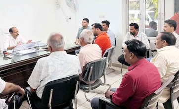 कांवड़ यात्रा से पहले Muzaffarnagar में सख्त हुई आबकारी टीम, गोदामों में शराब की उपलब्धता को लेकर अधिकारियों की बड़ी बैठक कांवड़ यात्रा से पहले Muzaffarnagar में सख्त हुई आबकारी टीम, गोदामों में शराब की उपलब्धता को लेकर अधिकारियों की बड़ी बैठक