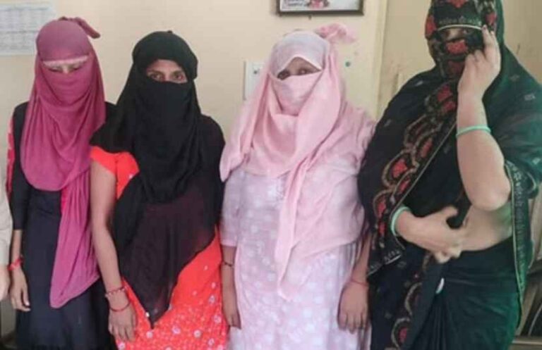 Bareilly के नवाबगंज में Sex Racket  का भंडाफोड़: पुलिस के नाक के नीचे चलता रहा सेक्स रैकेट!