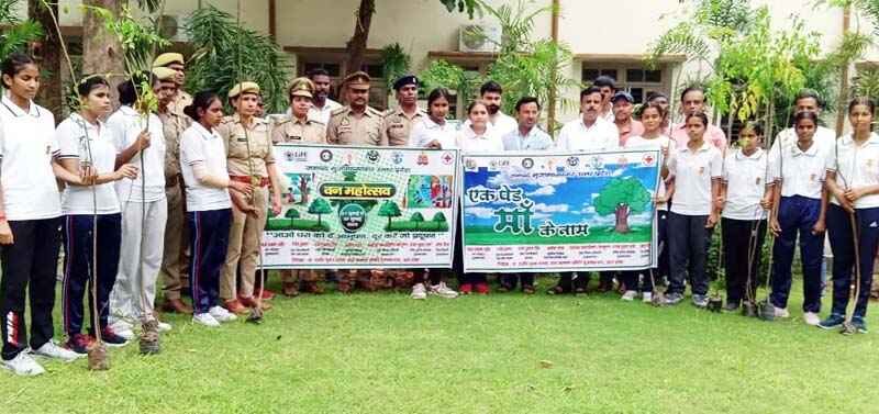 “नवजात को मिलेगा ‘ग्रीन गोल्ड सर्टिफिकेट’, ममता का पर्यावरण से अनोखा मिलन – Muzaffarnagar वृक्षारोपण महाभियान 2025 की अनूठी पहल” “नवजात को मिलेगा ‘ग्रीन गोल्ड सर्टिफिकेट’, ममता का पर्यावरण से अनोखा मिलन – Muzaffarnagar वृक्षारोपण महाभियान 2025 की अनूठी पहल”