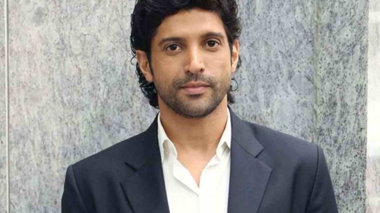 स्पेशल रिपोर्ट: Farhan Akhtar की ‘120 बहादुर’ से बॉलीवुड में देशभक्ति का धमाका, ‘रांझणा’ के Ai क्लाइमेक्स पर भी फूटा गुस्सा स्पेशल रिपोर्ट: Farhan Akhtar की ‘120 बहादुर’ से बॉलीवुड में देशभक्ति का धमाका, ‘रांझणा’ के Ai क्लाइमेक्स पर भी फूटा गुस्सा