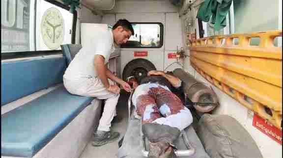 सड़क दुर्घटना में 2 की मौत, 2 गंभीर रूप से घायल, Muzaffarnagar पुलिस जांच में जुटी सड़क दुर्घटना में 2 की मौत, 2 गंभीर रूप से घायल, Muzaffarnagar पुलिस जांच में जुटी