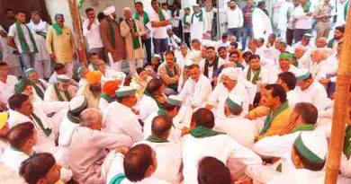 Muzaffarnagar-किसानों की 17 सूत्रीय मांगों के साथ भाकियू का जोरदार विरोध, सरकार से तत्काल समाधान की अपील