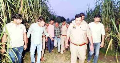 बुढ़ाना में Muzaffarnagar पुलिस ने दबोचा इनामी शातिर अपराधी, मुठभेड़ में घायल, बरामद किए अवैध शस्त्र और मोटरसाइकिल