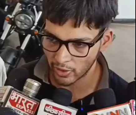 Muzaffarnagar में जावा शांति शोरूम का धमाकेदार शुभारंभ: रॉयल एनफील्ड को टक्कर देने आई नई Jawa बाइक! Muzaffarnagar में जावा शांति शोरूम का धमाकेदार शुभारंभ: रॉयल एनफील्ड को टक्कर देने आई नई Jawa बाइक!