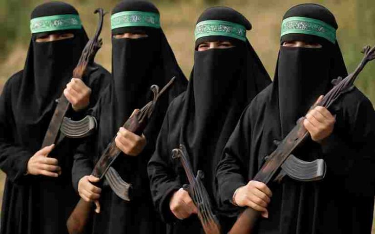 जैश-ए-मोहम्मद ने बनाई महिला आतंकियों की यूनिट ‘Jamat-Ul-Monewsat, मसूद अजहर की बहन संभालेगी कमान