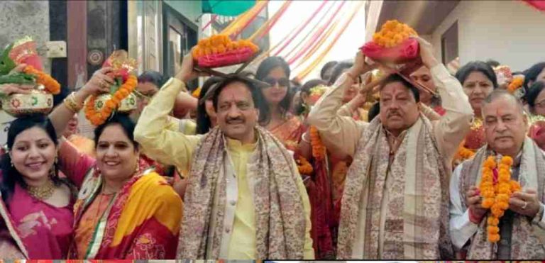 Muzaffarnagar में श्री राम अमृत कथा की भव्य शुरुआत: कंसल परिवार के विशाल मंडप में भक्तिमय कलश यात्रा, संत विजय कौशल जी महाराज ने बरसाया आध्यात्मिक अमृत